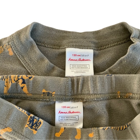 Hanna Andersson Tiger Print Pajama Set 6/7 - Picture 3 of 3